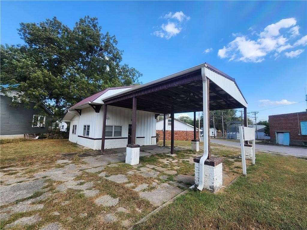 0.15 Acres of Commercial Land for Sale in Butler, Missouri