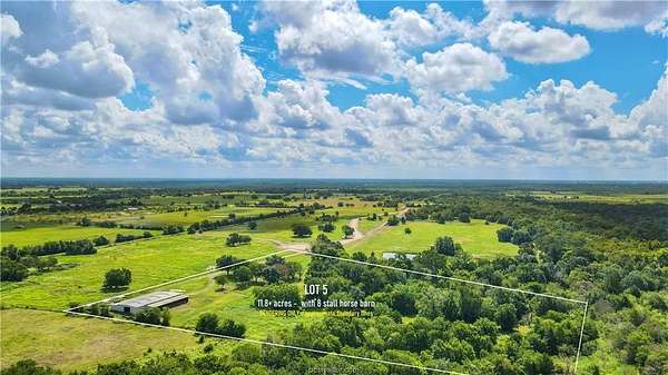 11.9 Acres of Land for Sale in Franklin, Texas