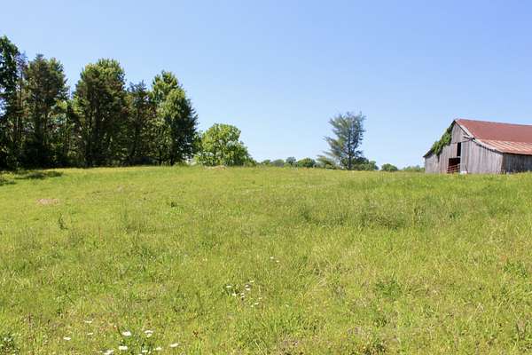2.27 Acres of Residential Land for Sale in Greenbrier, Tennessee