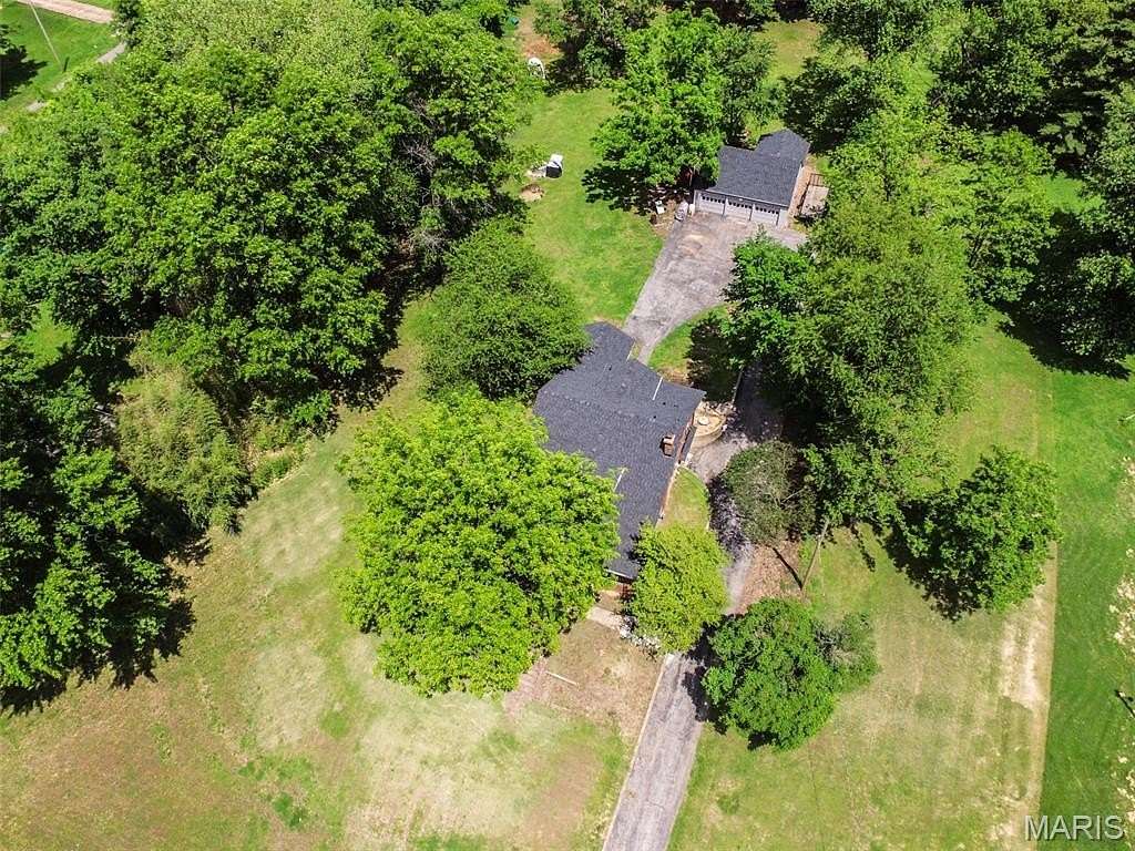 2 Acres of Land with Home for Sale in St. Louis, Missouri