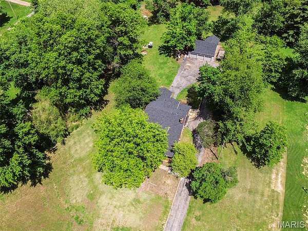 2 Acres of Land with Home for Sale in St. Louis, Missouri