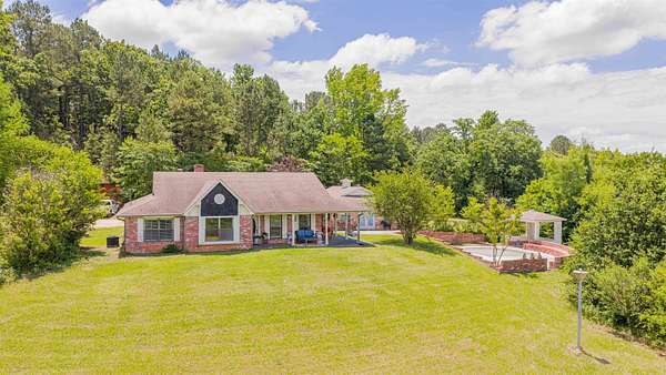 32 Acres of Land with Home for Sale in Big Sandy, Texas