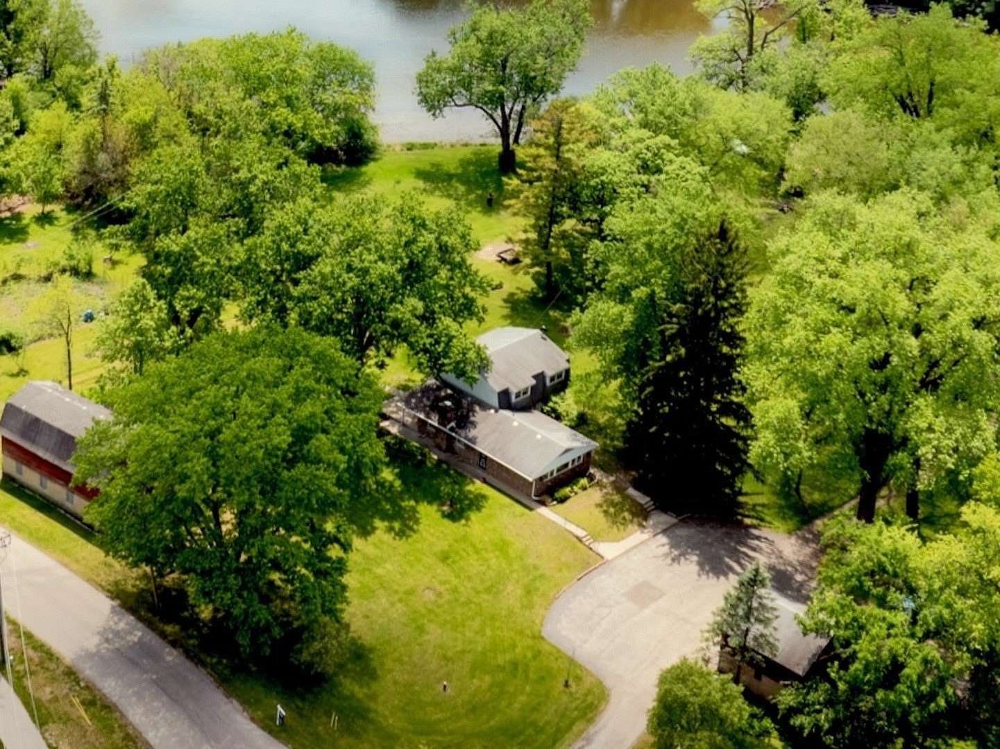 2.57 Acres of Land with Home for Sale in Algonquin, Illinois
