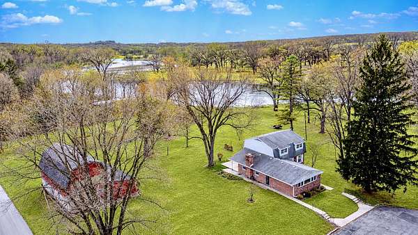 2.57 Acres of Land with Home for Sale in Algonquin, Illinois