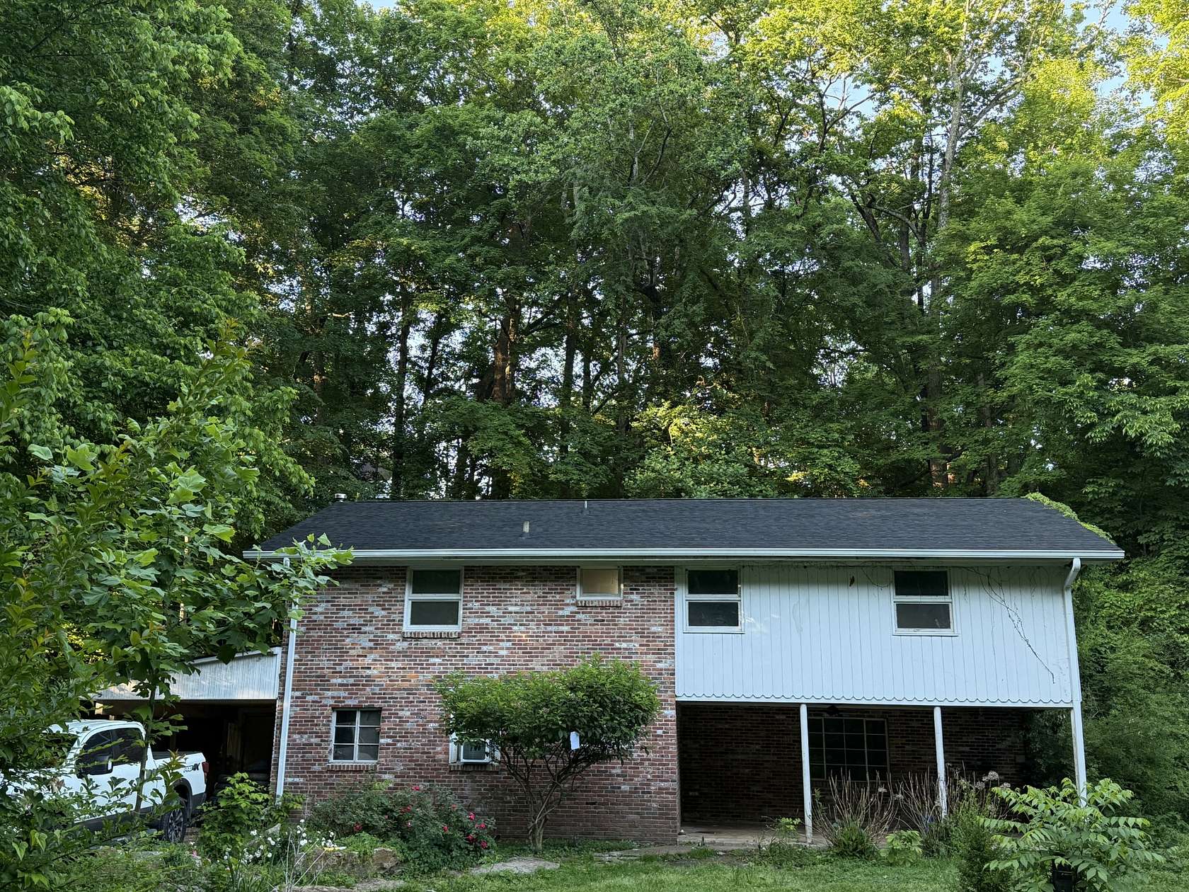 1.82 Acres of Land with Home for Sale in Clarksville, Tennessee