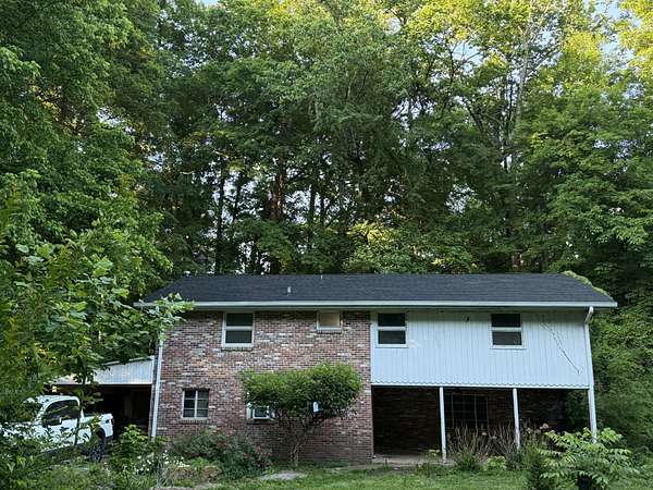 1.82 Acres of Land with Home for Sale in Clarksville, Tennessee