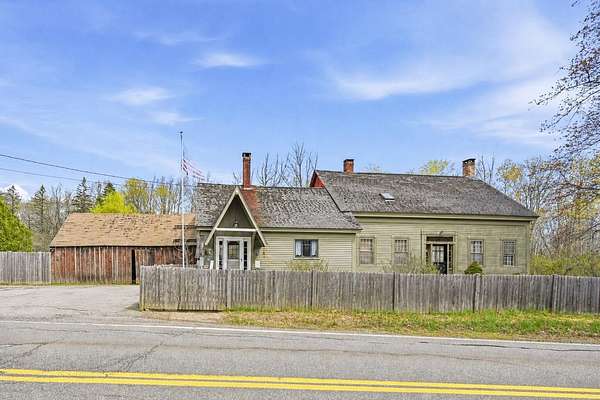2 Acres of Land with Home for Sale in Waldoboro, Maine