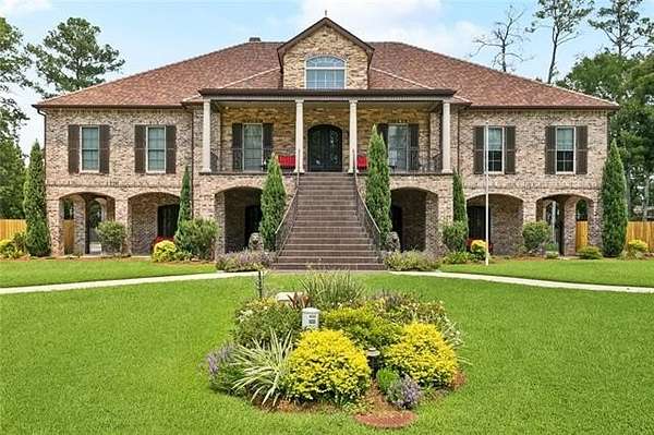 1.78 Acres of Land with Home for Sale in Mandeville, Louisiana