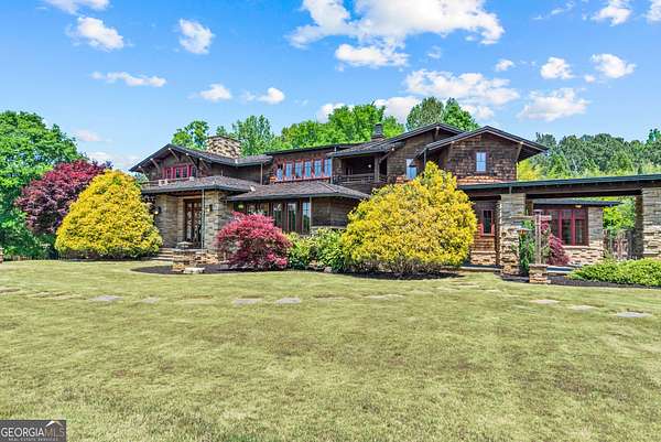 184 Acres of Land with Home for Sale in Buckhead, Georgia