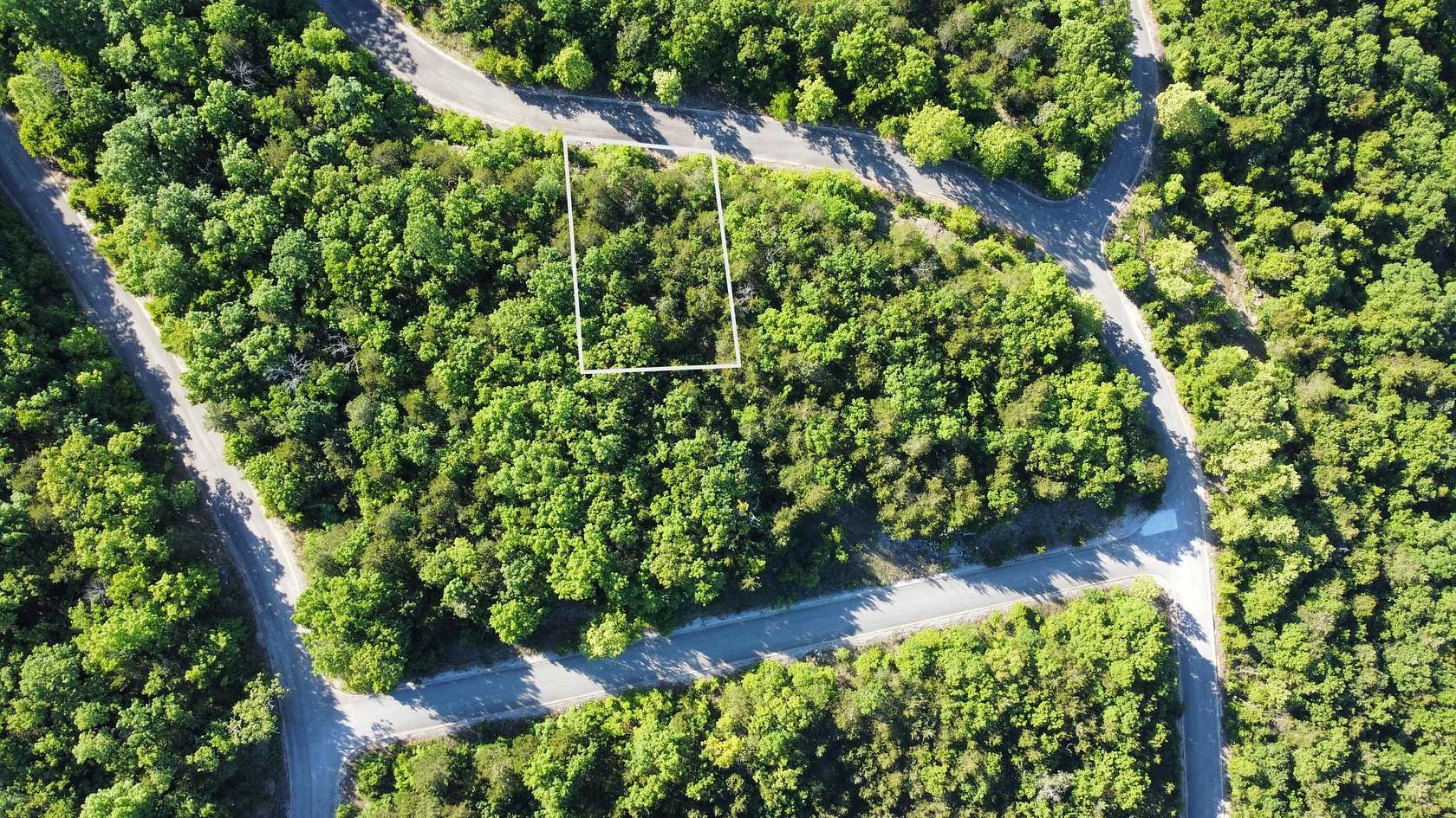 0.25 Acres of Residential Land for Sale in Hollister, Missouri