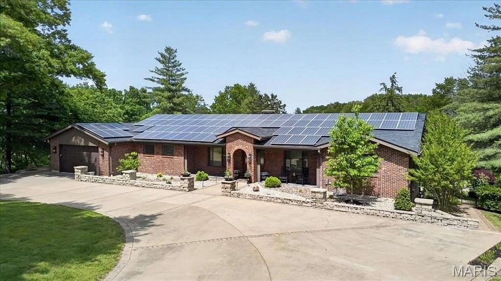 4.45 Acres of Land with Home for Sale in St. Louis, Missouri