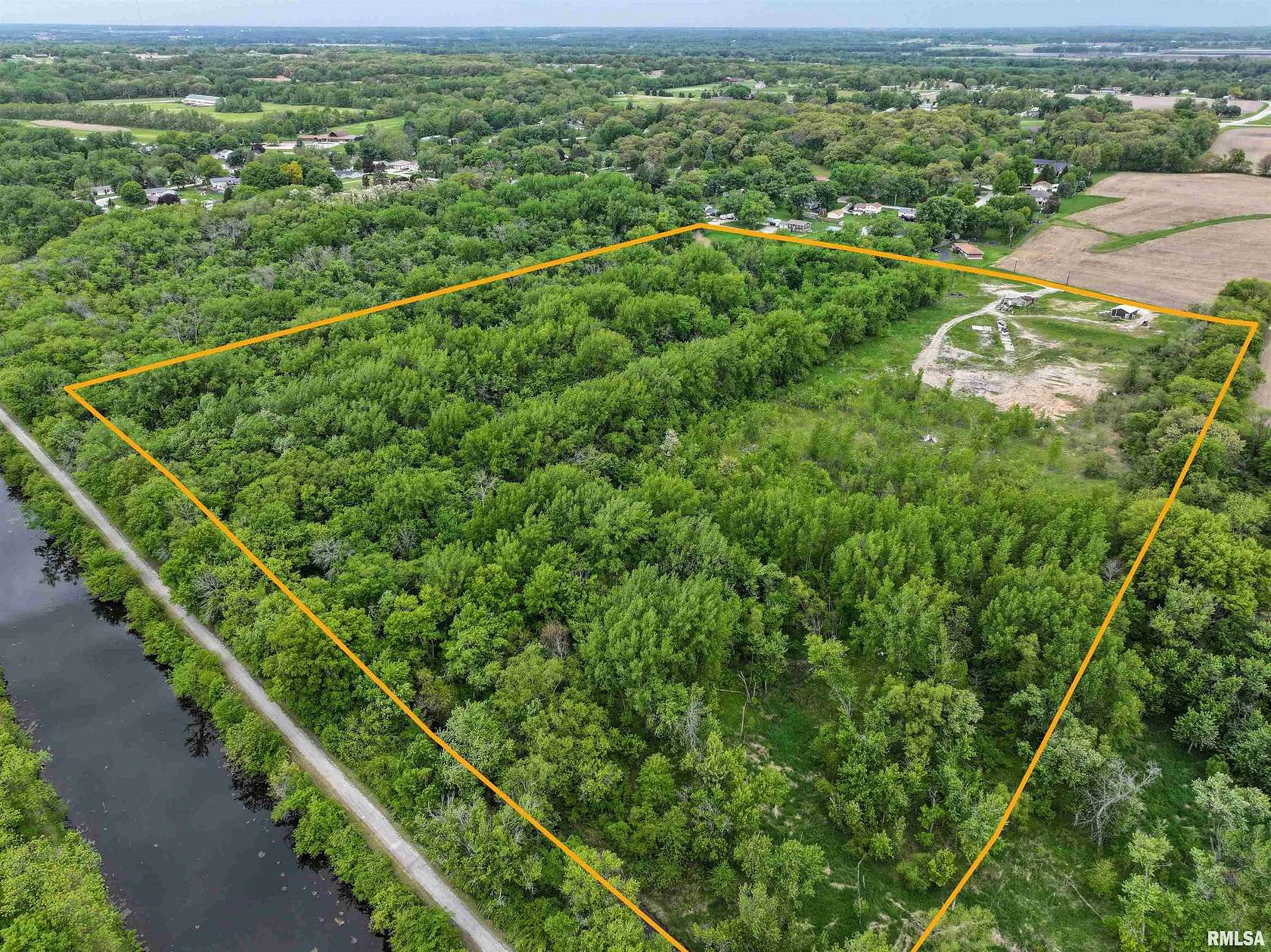 30 Acres of Land for Sale in Colona, Illinois