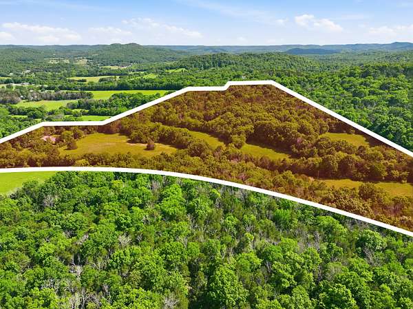 58.6 Acres of Recreational Land with Home for Auction in Readyville, Tennessee