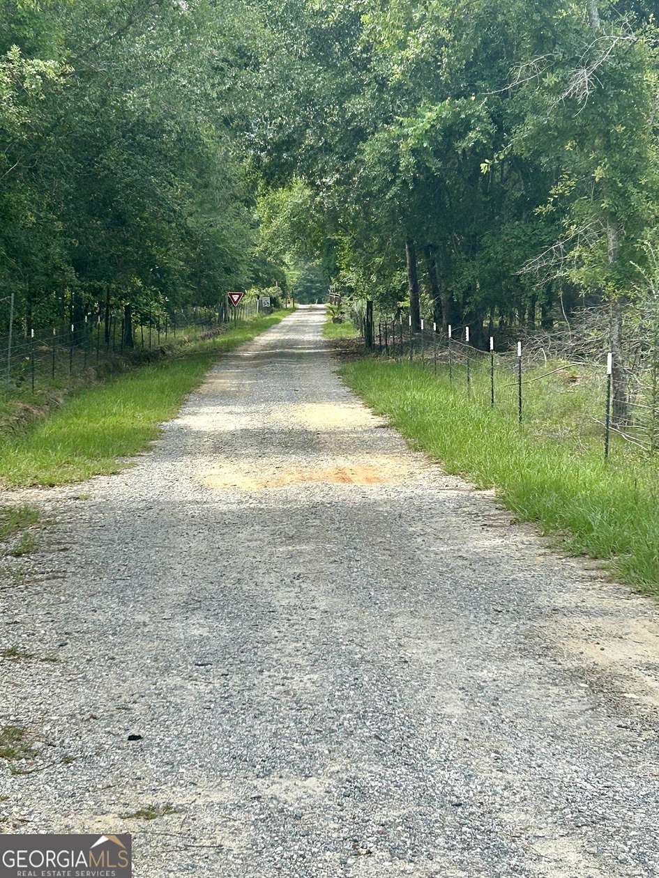 10 Acres of Land with Home for Sale in Fitzgerald, Georgia