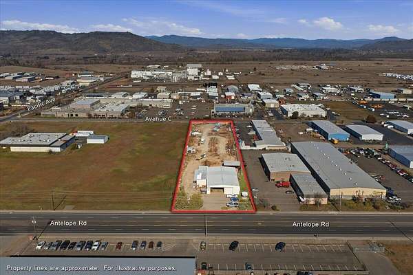 2.16 Acres of Improved Commercial Land for Sale in White City, Oregon