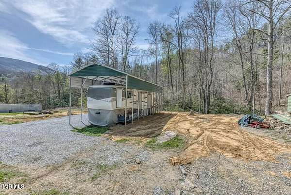 6.32 Acres of Residential Land for Sale in Roan Mountain, Tennessee