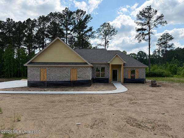 2.7 Acres of Land with Home for Sale in Brandon, Mississippi