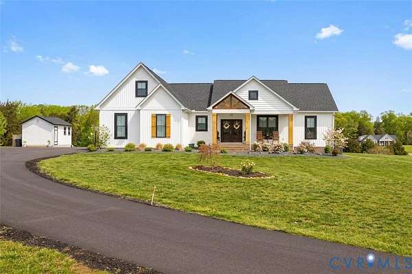 3 Acres of Land with Home for Sale in Amelia Court House, Virginia