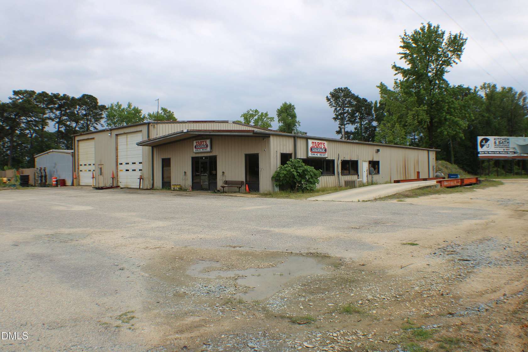15.3 Acres of Improved Commercial Land for Sale in Dunn, North Carolina