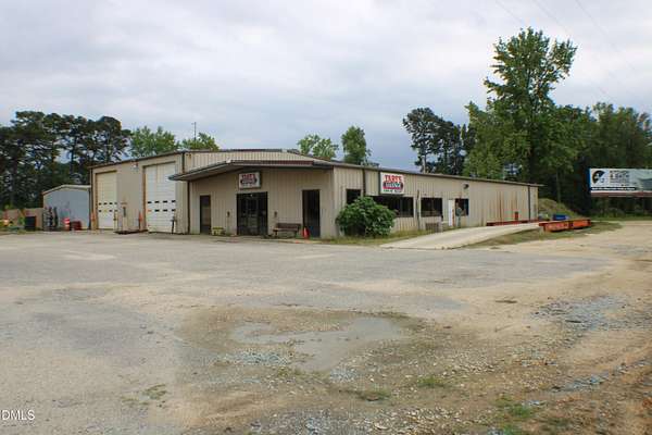 15.3 Acres of Improved Commercial Land for Sale in Dunn, North Carolina