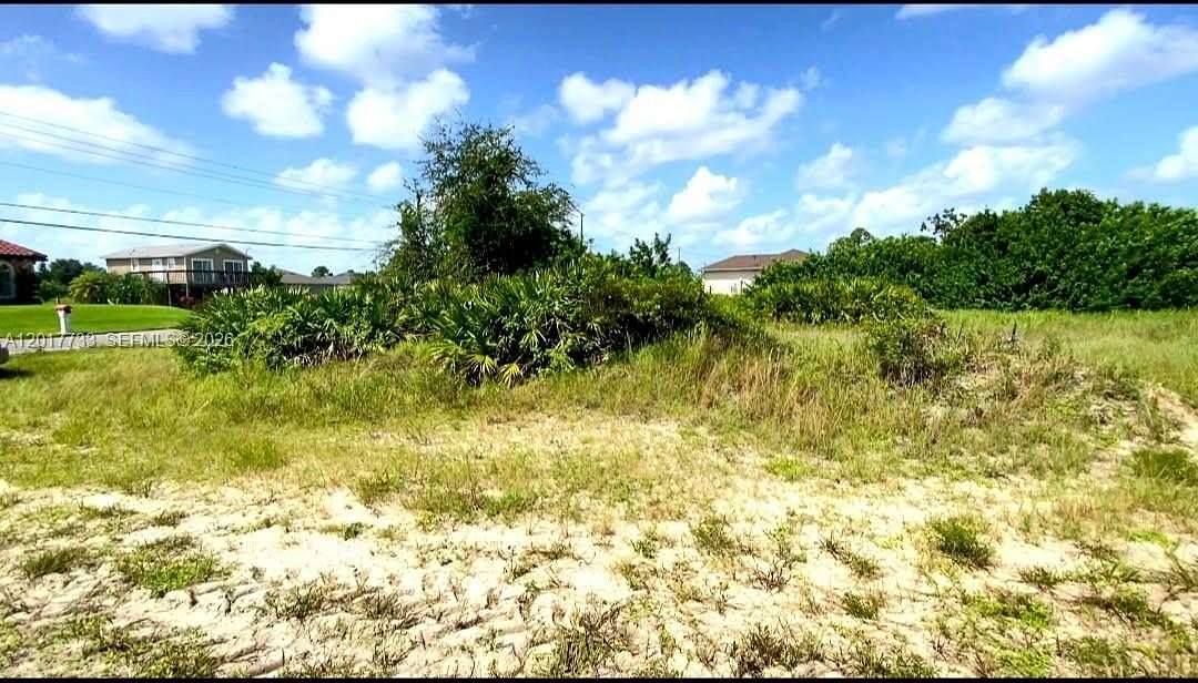 Residential Land for Sale in Lehigh Acres, Florida