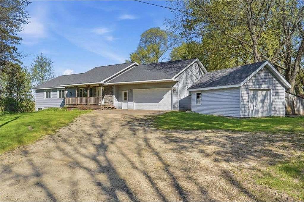 139 Acres of Agricultural Land with Home for Sale in Baldwin, Wisconsin