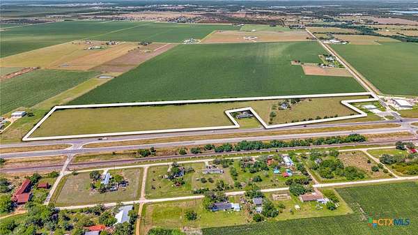 20.5 Acres of Land for Sale in Victoria, Texas