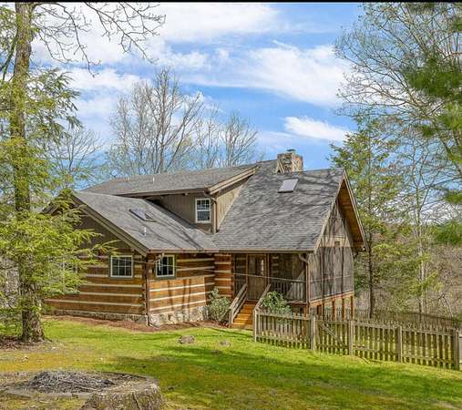 3 Acres of Land with Home for Sale in Signal Mountain, Tennessee