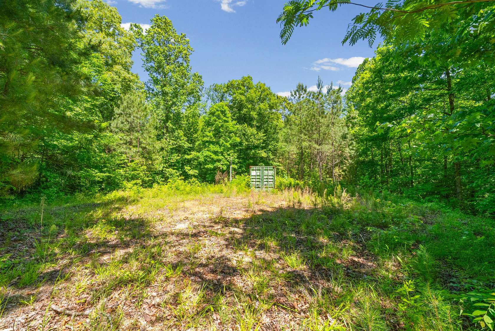 5.14 Acres of Residential Land for Sale in Paris, Tennessee