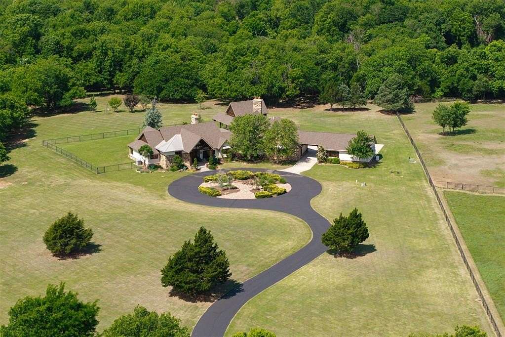 50 Acres of Land with Home for Sale in Edmond, Oklahoma