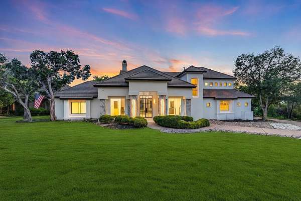 1.85 Acres of Land with Home for Lease in Austin, Texas