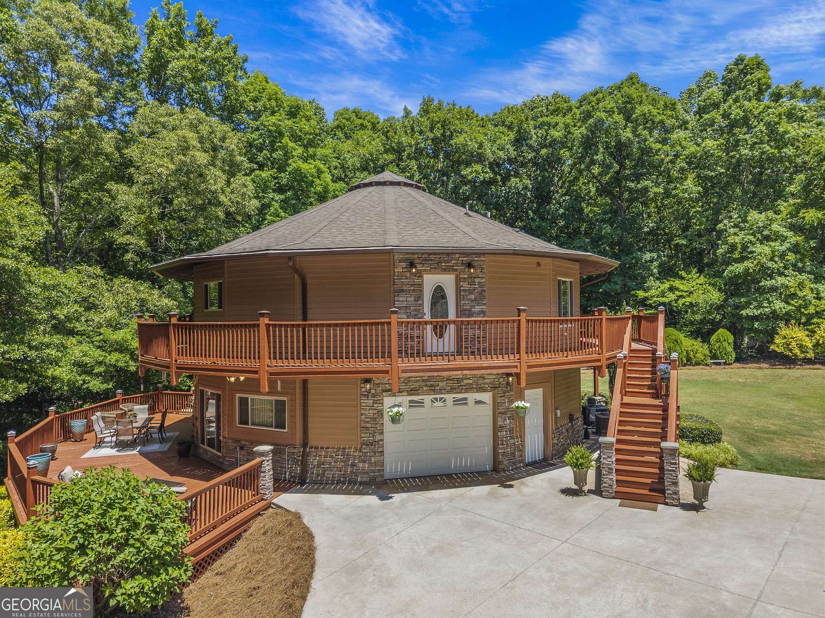 5.38 Acres of Land with Home for Sale in Buckhead, Georgia