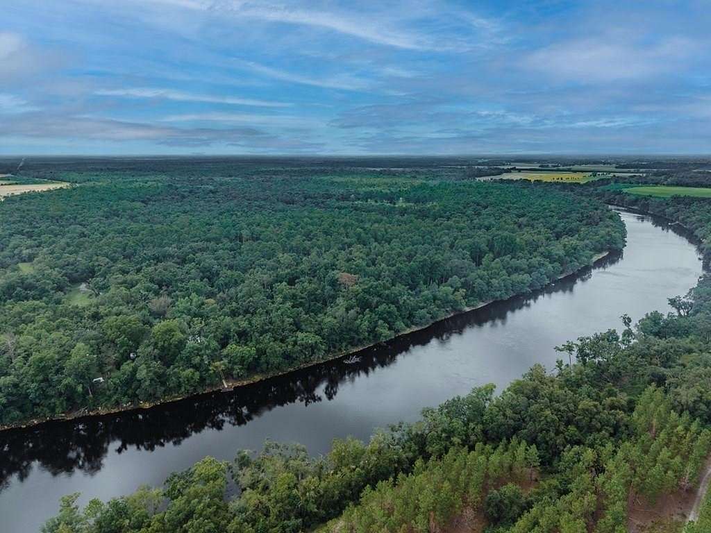 17.6 Acres of Recreational & Residential Land for Sale in O'Brien, Florida