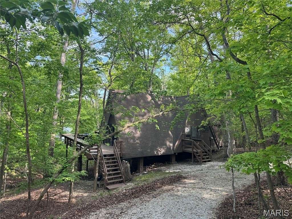 3.4 Acres of Land with Home for Sale in Innsbrook, Missouri