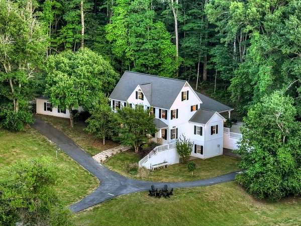 9.87 Acres of Land with Home for Sale in Ellijay, Georgia