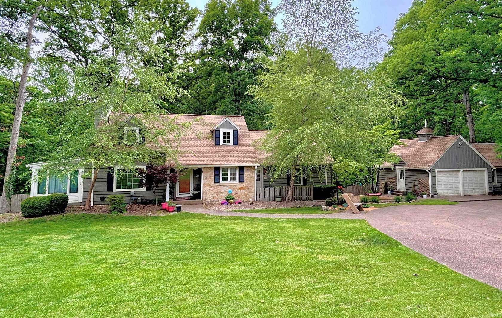3 Acres of Land with Home for Sale in Evansville, Indiana