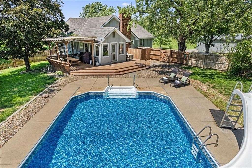 4.2 Acres of Land with Home for Sale in Kearney, Missouri