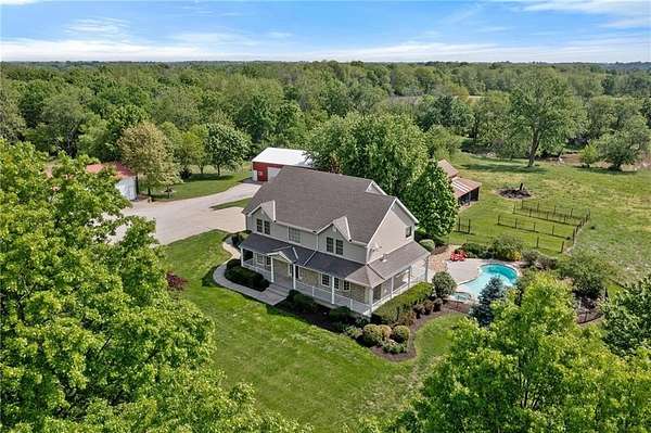 29 Acres of Land with Home for Sale in Louisburg, Kansas