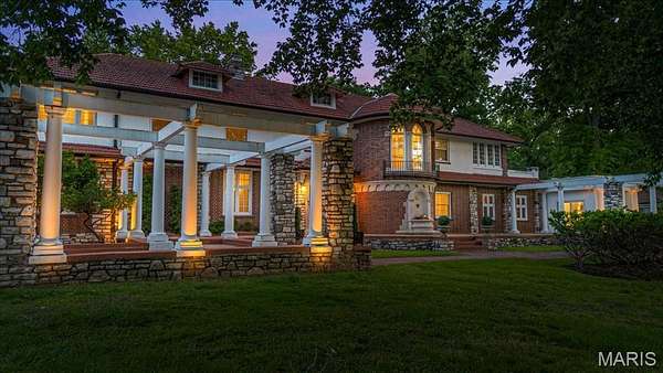 3.32 Acres of Land with Home for Sale in Ladue, Missouri