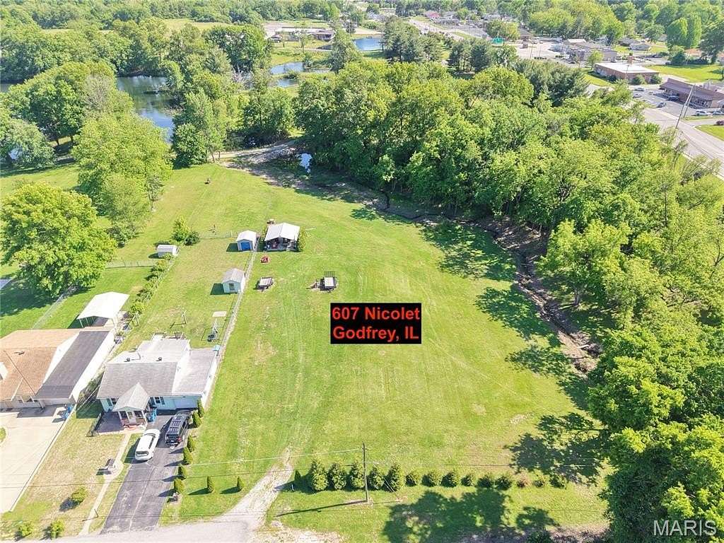 3 Acres of Residential Land for Sale in Godfrey, Illinois