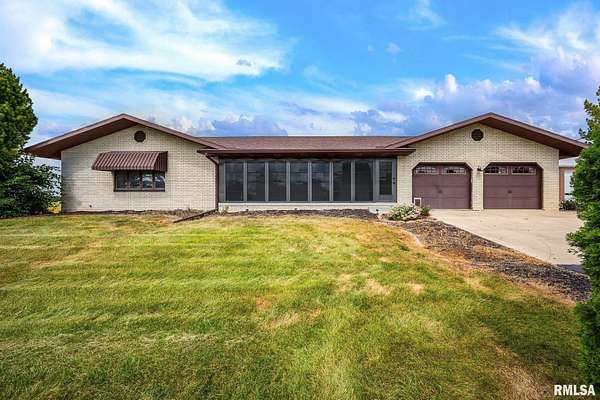 2.3 Acres of Land with Home for Sale in Mackinaw, Illinois