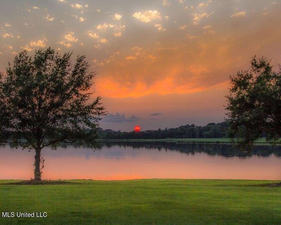 12.4 Acres of Land for Sale in Madison, Mississippi