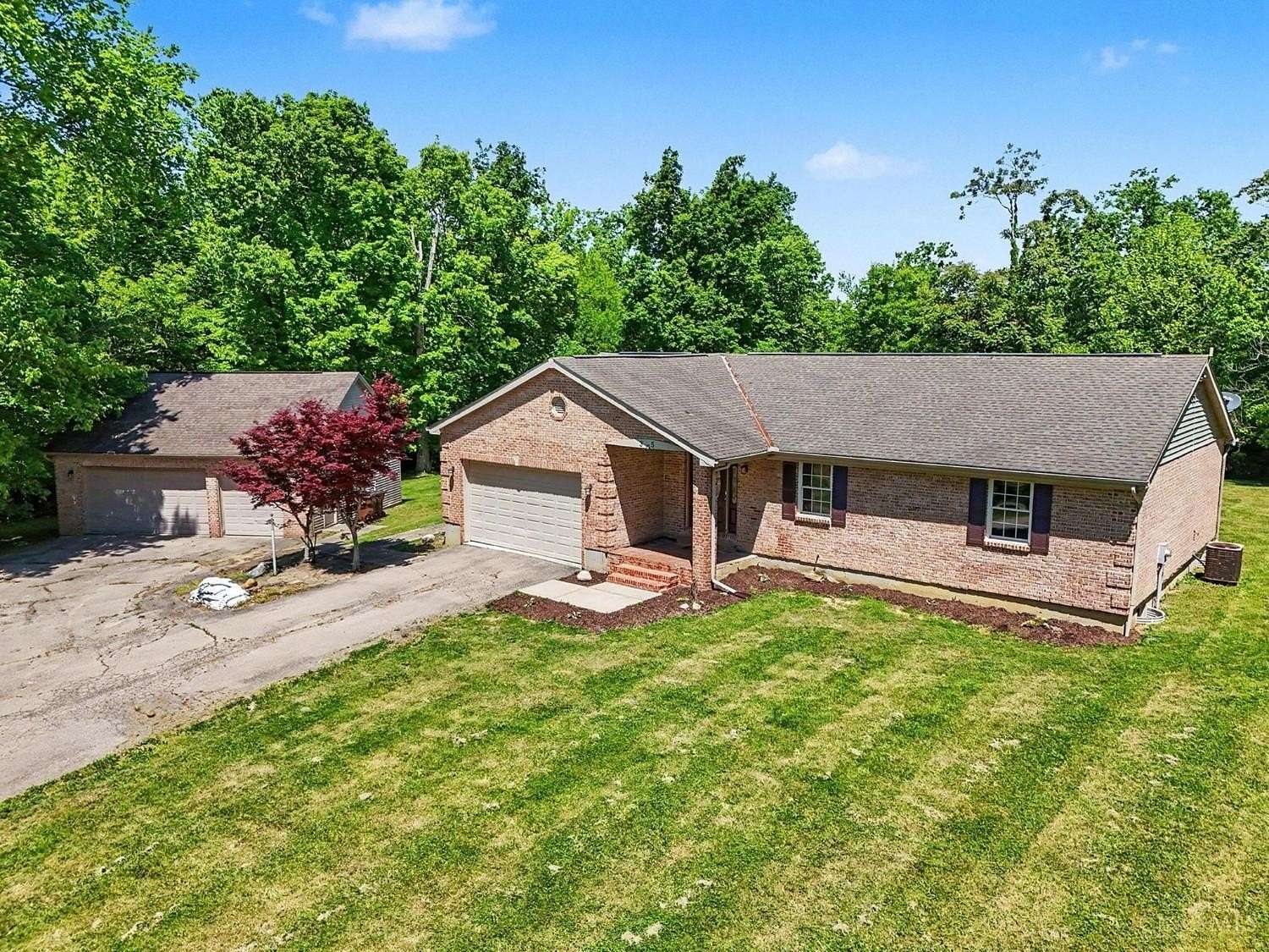 10 Acres of Land with Home for Sale in Washington Township, Ohio