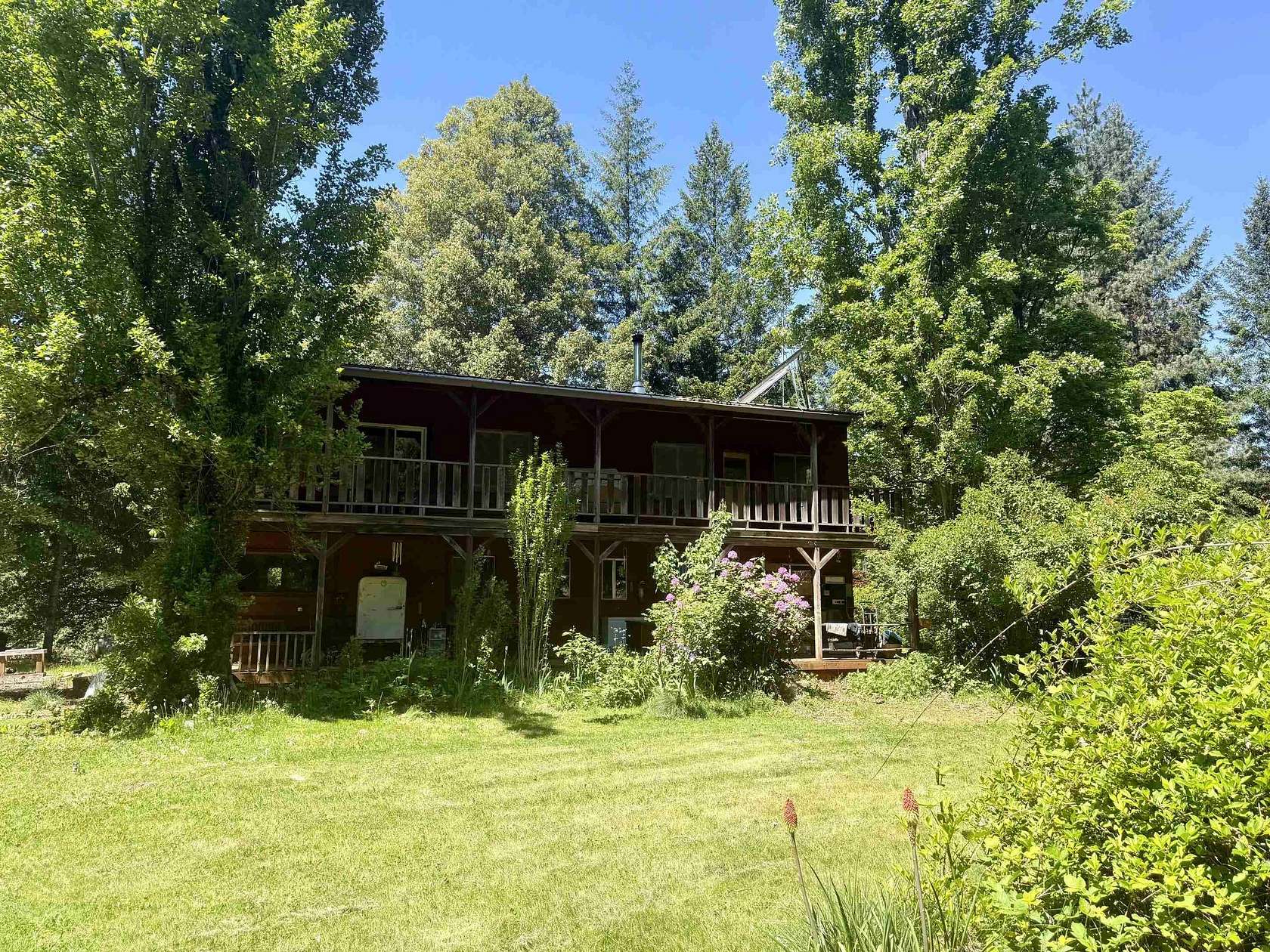 33 Acres of Recreational Land with Home for Sale in Somes Bar, California