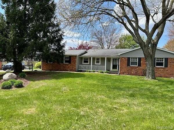 2.38 Acres of Land with Home for Sale in Highland Township, Michigan