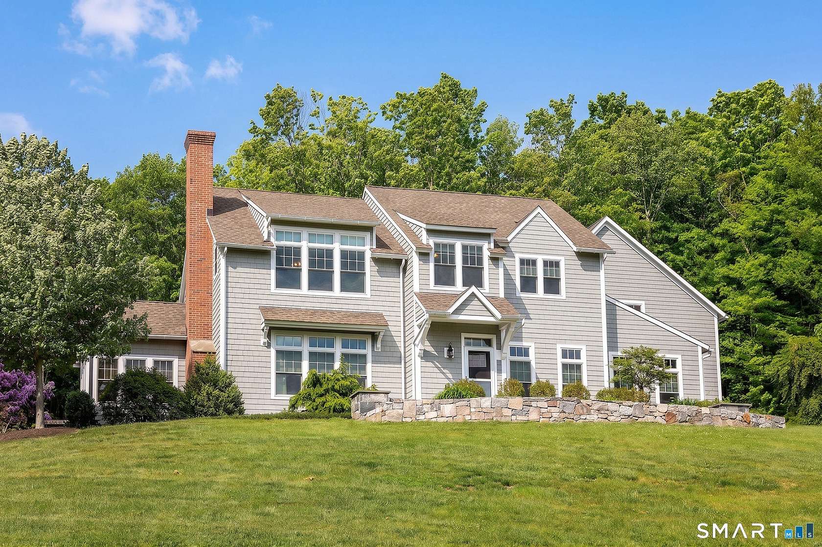 5.42 Acres of Land with Home for Sale in Roxbury, Connecticut