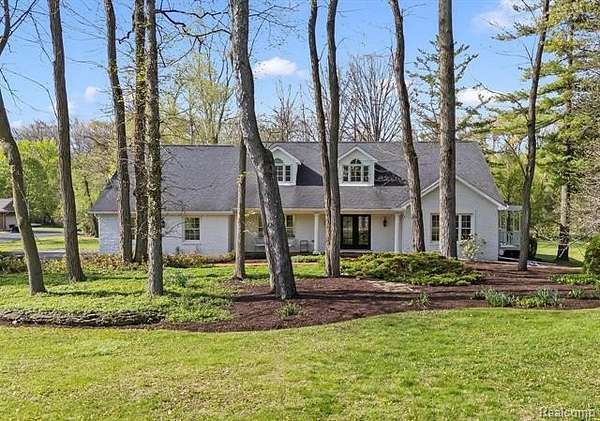 2.26 Acres of Land with Home for Sale in West Bloomfield, Michigan