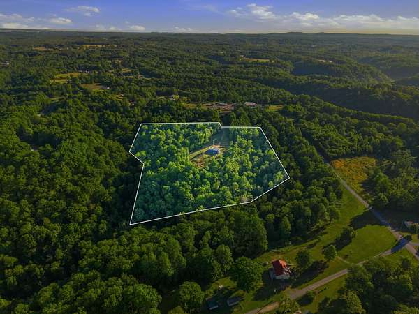 11.5 Acres of Recreational & Residential Land for Sale in Gainesboro, Tennessee