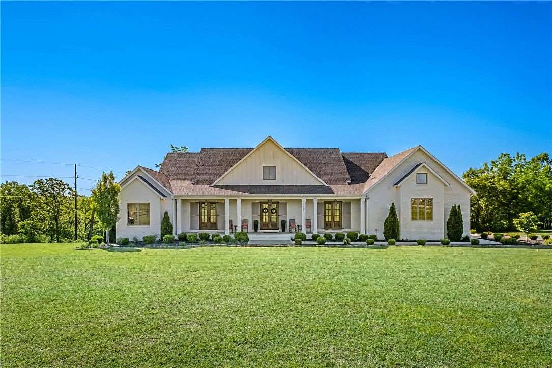 3.59 Acres of Land with Home for Sale in Bentonville, Arkansas