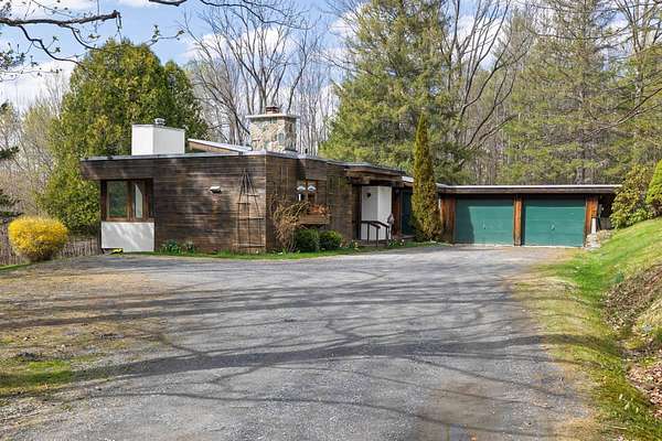 2.3 Acres of Land with Home for Sale in Waitsfield, Vermont